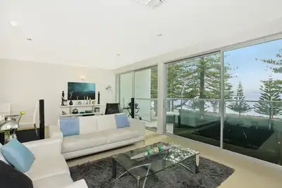 Image de The Penthouse 26 The Breeze - Vue sur la mer en plein cœur de Victor Harbor