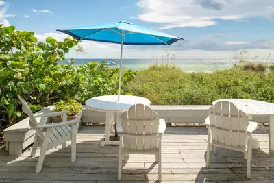 Image de Grand voile Beach Inn Unité de 2 chambres en front de mer