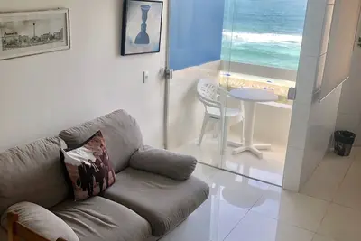 Image de Appart-hôtel dans le bar face à la mer