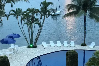 Image de Belle maison en face de la plage privée, communauté fermée