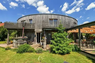 Image de Cottage design exclusif avec cheminée, Hot Pot dans le jardin, Wifi, Piano Bbq