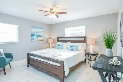 Image de Cozy Beach House (distance de marche de la plage)