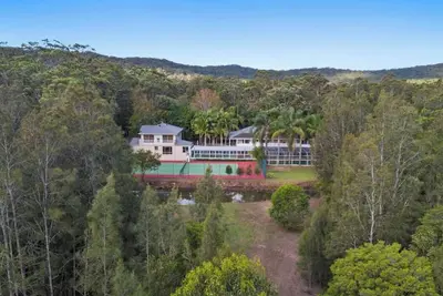 Image de Cockle Bay Mansion - piscine intérieure, court de tennis, foyer