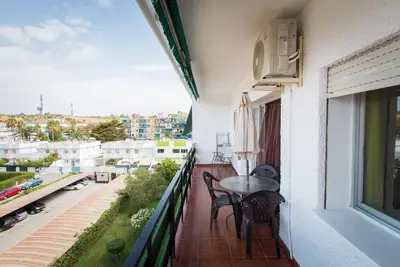 Image de Appartement avec terrasse et vue sur la montagne 200 mètres de la plage