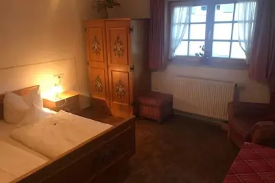 Chambre double (n ° 3, 4-6 nuits) - Pension Zum Kirchenbauer