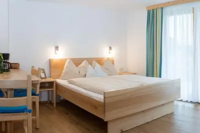 Image de Chambre Twin \"Summakammer\" avec douche, Wc - Biobauernhof Prentnergut
