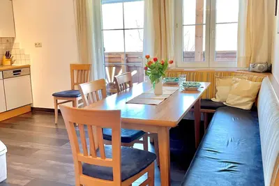 Image de Appartement \"Sonnenschein\" \/ 3 chambres \/ 2 salles de bain - Knirschenhof