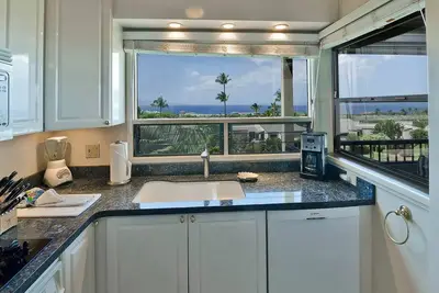 Image de 2 Bd \/ 2 Ba Wailea Condo avec vue Million Dollar;