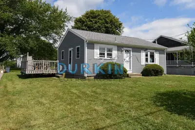 Image de Cottage pittoresque, à quelques pas de Pond Access, hypoallergénique Dog Friendly, à proximité des plages