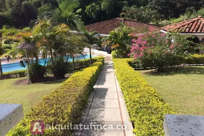 Image de Villa en location Ă Cerritos Pereira