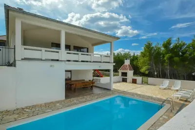 Image de Belle maison de vacances privée avec Wifi, climatisation, piscine privée, Tv, terrasse et parking