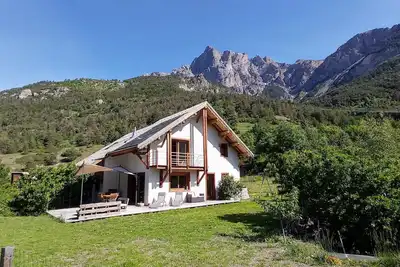 Image de Grande Maison Chalet De Standing /Wellness Spa. \nVALLEE De Vallouise