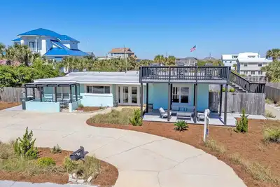Image de Grand chalet de plage à 105 Ariola! À quelques pas du golfe!