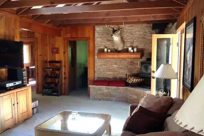 Image de Rustic Classic Tahoe Cabin, privé et paisible près de Sunnyside Beach & Marina