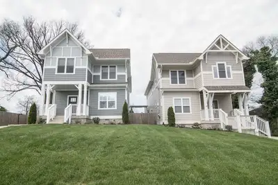 Image de 1 of 2 Nouvelles maisons 4br / 3ba à côté les uns des autres. Min de Downtown W / Hot Tubs