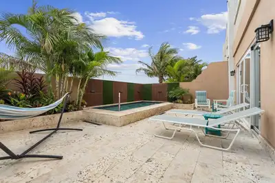 Image de Beach View - Eagle Beach - Levent Resort - Maison de ville 2br Blue Ocean View - Lv18th