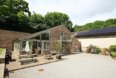 The Old Mill, les animaux de compagnie, avec un jardin à Cinderford, Ref 988926