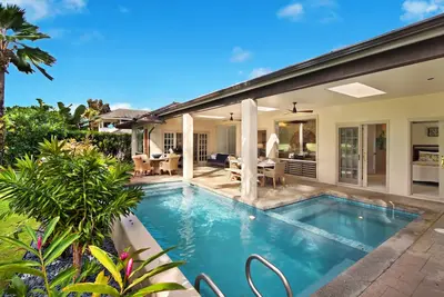 Image de Villa spacieuse de 3 chambres avec piscine privée