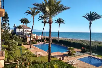 Image de La Perla de la Bahia, luxueux appartement en 1ère ligne au bord de la plage