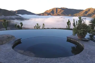 Image de Style de complexe hôtelier de luxe 5 étoiles privé avec les meilleures vues de San Diego