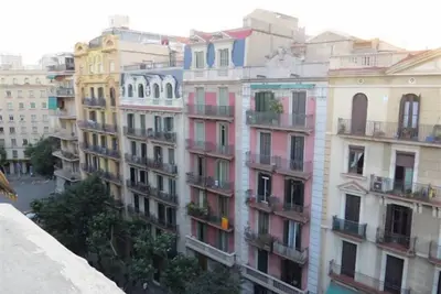 Image de Profitez de Barcelone à partir de notre appartment central, ensoleillé et calme.