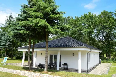 Image de Superbe bungalow Ă LagĂłw avec jacuzzi.