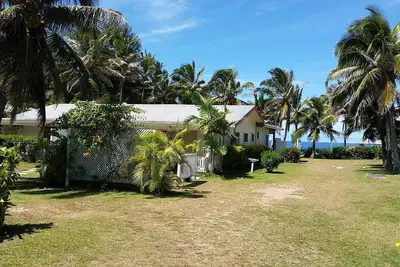 Image de Heron s Reef Holiday Apartments, Private, Self Contained, Value, on the Seafront