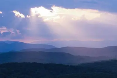 Image de Meilleure vue en Nc * Superbe cabane en rondins de luxe * Burn Pit * Wifi * Dish Hdtv *