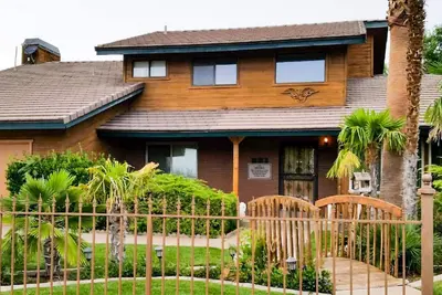 Image de Grande maison au coeur de St. George idéal pour les réunions de famille.