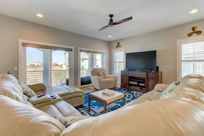Image de North End Place: 3 Br / 3 Ba duplex - 1 côté à Carolina Beach, pour 10 personnes