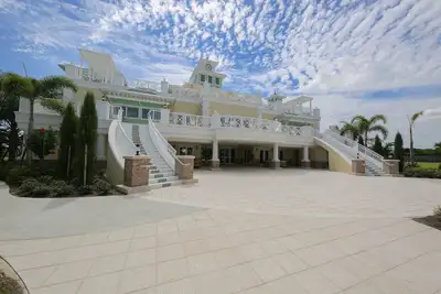 Image de Luxe 10 bedrm 10 bain Villa à Exclusive Encore Club à La Réunion
