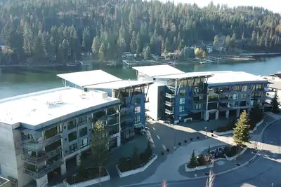 Image de Condo de luxe Coeur D ’Alene, à quelques pas de la rivière Spokane et du sentier Centennial.