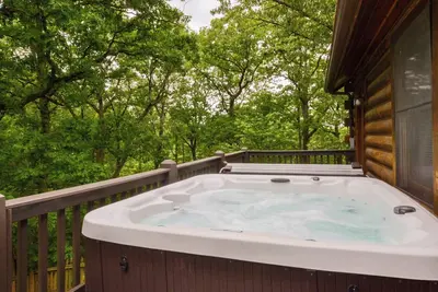 Image de Courez vers cette expérience Premium Cabin Log