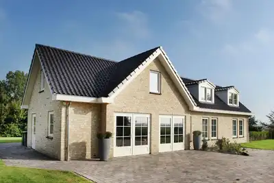 Image de Villa א Schoorl avec Jardin