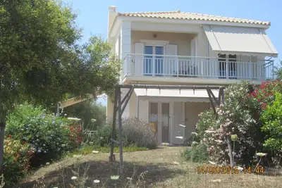 Image de Confortable 2009 construite maison de vacances avec vue panoramique sur la mer
