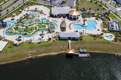 Image de Storey Lake à proximité de Disney Townhome Retreat. 3081