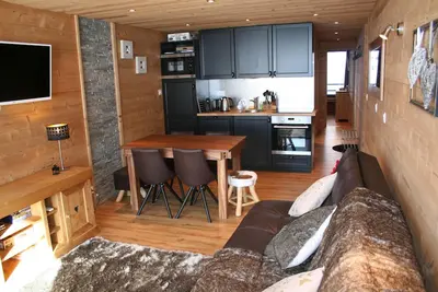 Image de Roc de Péclet, Balcon Plein sud, Pied des pistes, 4/6 p. , 2 ch. , Wc séparés Wifi