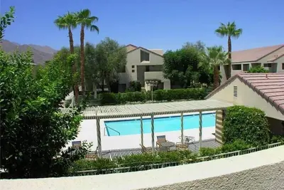 Image de Superbe Magnifique Centre-Ville Palm Springs Condo ÉTAPES De Casino, Et Centre-Ville Ps