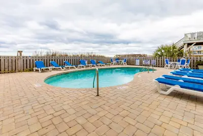 Image de Garden City * Direct Oceanfront, granit, cuir * Wifi Gratuit, piscine privée et plus