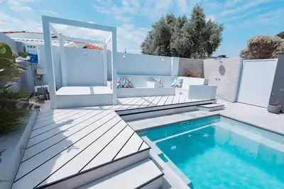 Image de Retraite privée de Mindarie avec vue sur le jardin, à distance de marche de la marina et des magasins