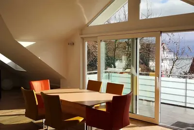 Image de Penthouse onirique avec vue sur le lac et les montagnes