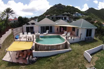 Image de Villa Alexi Emplacement PRIVÉ Et Calme En Bord De Mer! ! Vue St. Martin & Anguilla