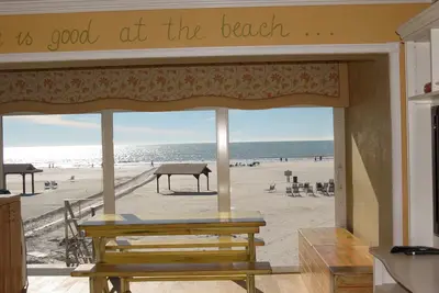 Image de Siesta Key, condo en bord de mer sur la plage n ° 1 en Amérique! 2 Br, 2 salles de bain, 6 couchages