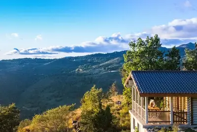 Image de Mountain Log Cabin ~ Serra da Cabreira ~ pour les amoureux de la nature et les demandeurs de paix