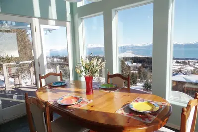 Image de Miracle Ridge - Belle maison privée surplombant la baie de Kachemak et Cook Inlet