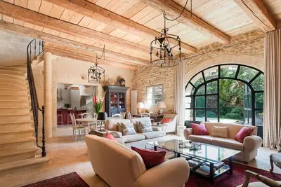 Image de Ferme du XVIIIe siècle magnifiquement restaurée - Parfait pour les familles