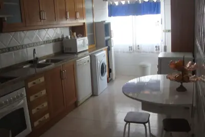Image de Beutiful 3 Bedroom Apartment Near Lisbon Airport By Car!