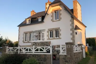 Image de 20\/43 Hent Saint Gonéry 22820 Plougrescant. Dans le village à 2 kms de la mer