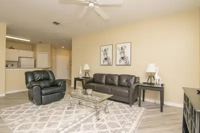 Image de 2e étage - 2 chambres, 2 salles de bain, condo - Proche du centre-ville de Tampa