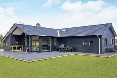 Image de Maison de vacances pour 14 a Væggerløse